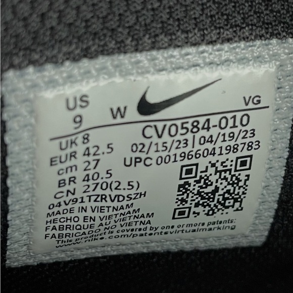 Nike Alpha Fastflex Black and White Men's Athletic Cleats. - Picture 4 of 9